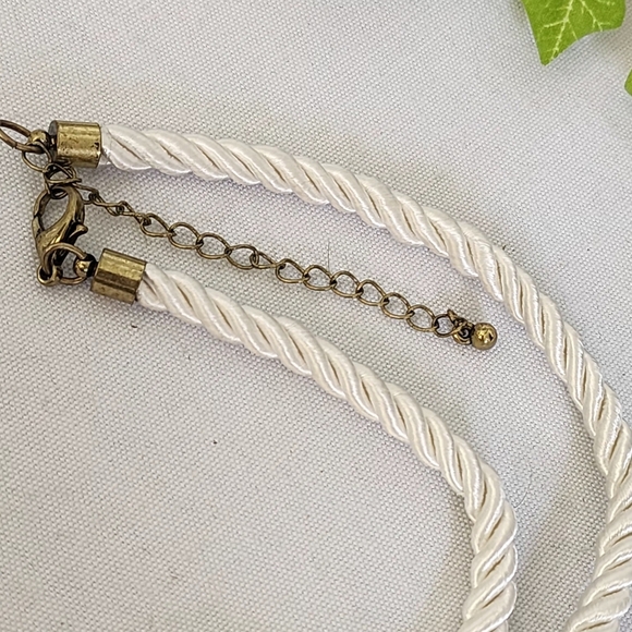 Statement Rope Rhinestone Floral Necklace Earrings Set - Picture 7 of 11